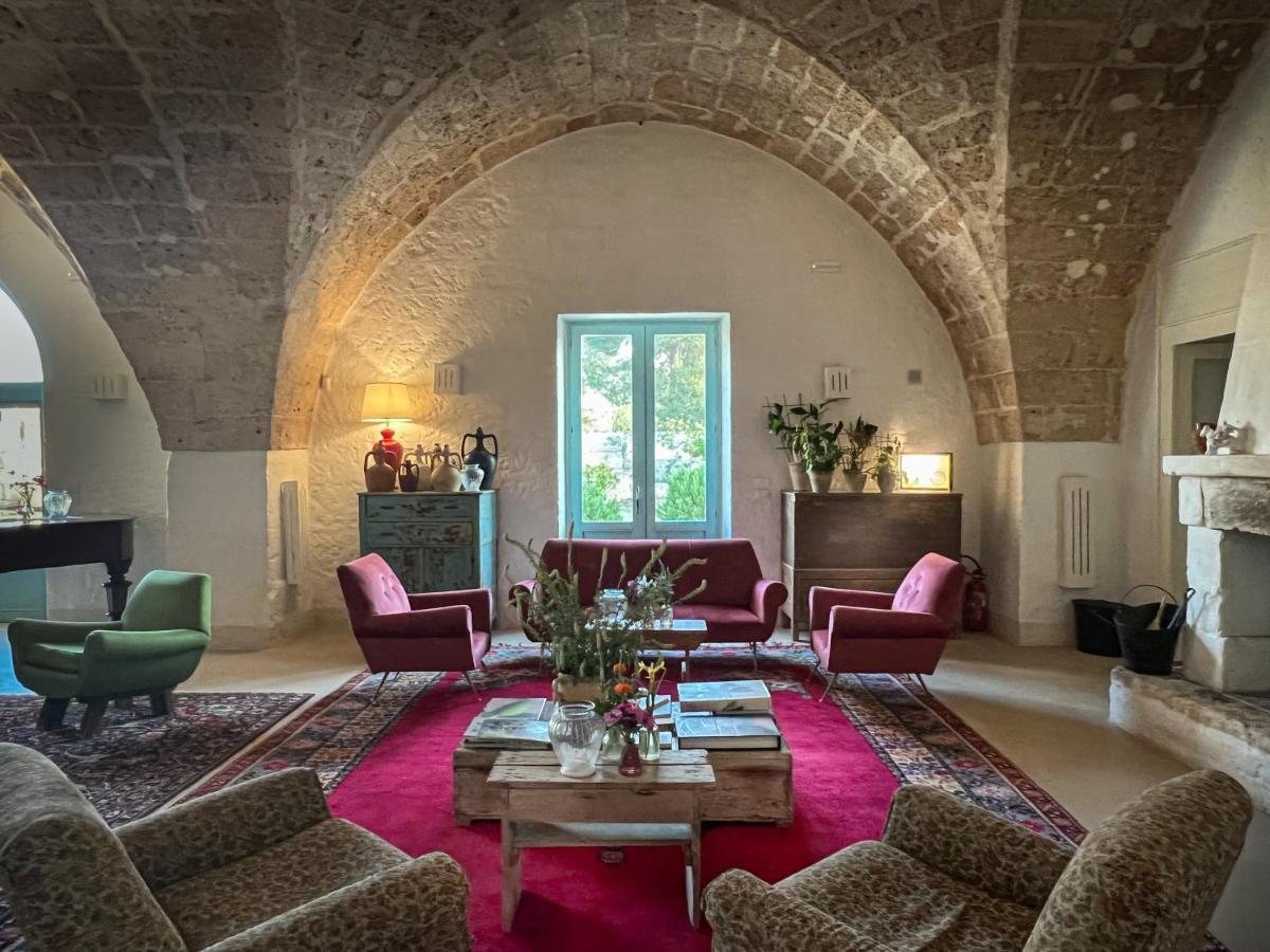 Masseria Palombara Relais & Spa - Adults Only ماندوريا المظهر الخارجي الصورة