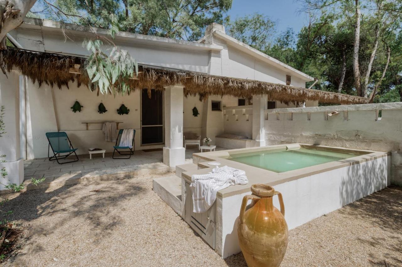 Masseria Palombara Relais & Spa - Adults Only ماندوريا المظهر الخارجي الصورة